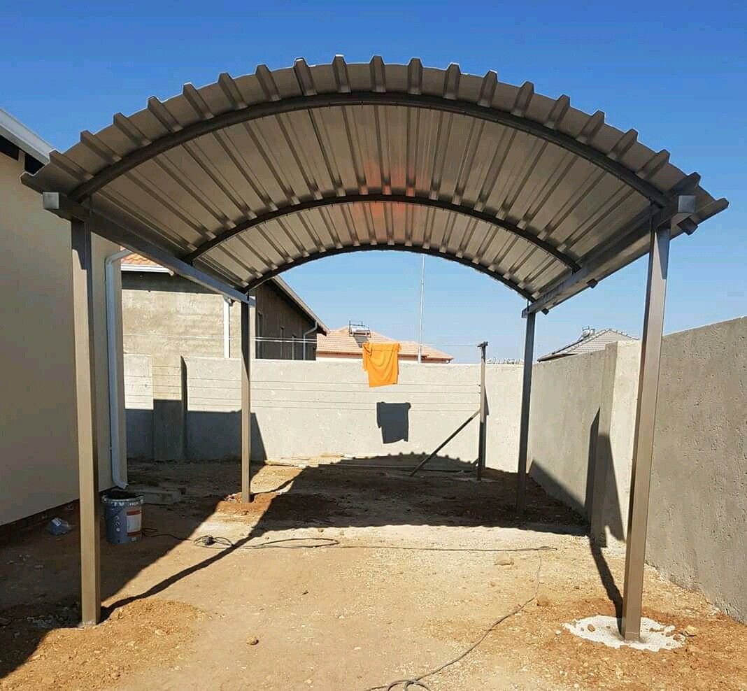 مظلات وسواتر ظل في الخبر والدمام