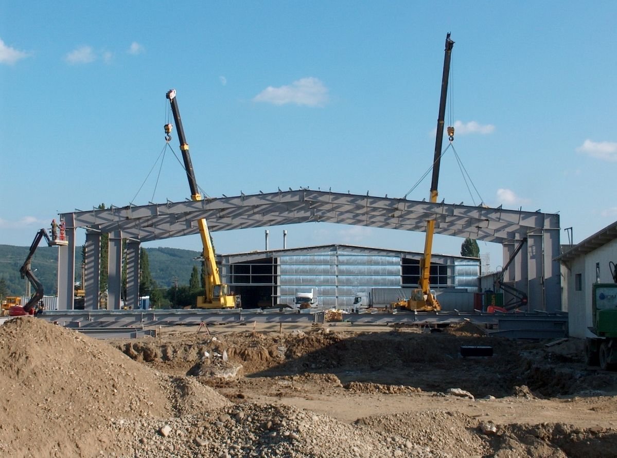 معدات بناء هياكل الهناجر